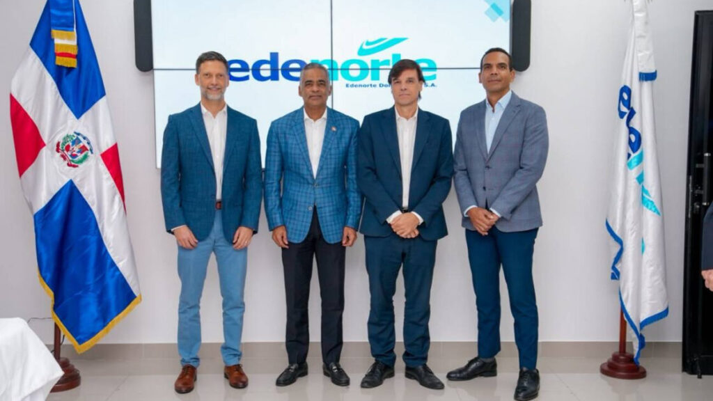 Ministro Joel Santos asume conducción estratégica del sector eléctrico y presidencia del CUED