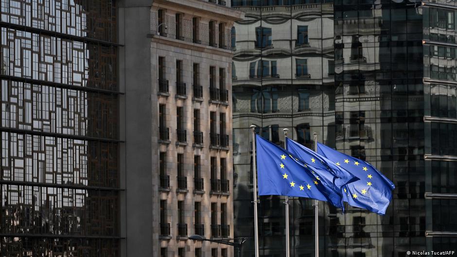 UE sin acuerdo para levantar sanciones a oligarcas rusos