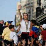 Impiden regreso de María Corina Machado a Venezuela
