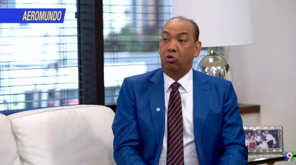 Entrevista a @DeligneAB en Aeromundo: “La tarea del momento es profundizar el compromiso social e institucional que encabeza el presidente @LuisAbinader @PRM_Oficial