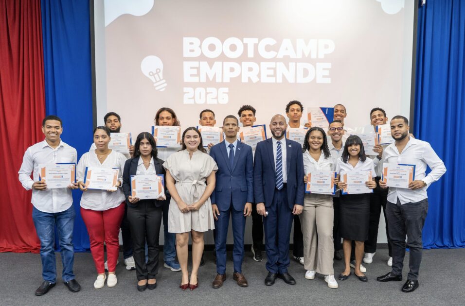 ITLA culmina Bootcamp Emprende 2026 impactando a más de 160 participantes en seis localidades del país