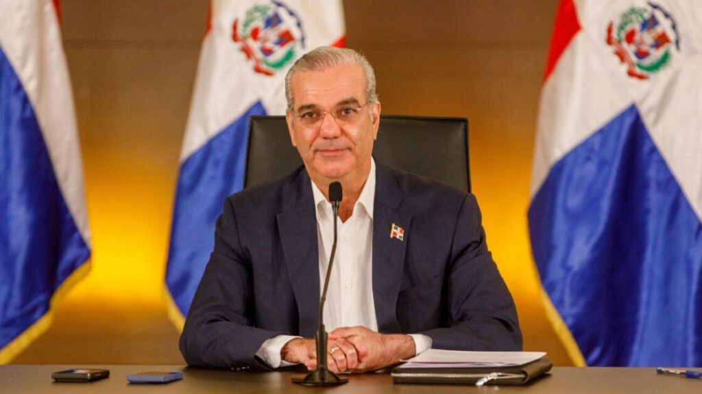 Presidente Luis Abinader expone nuevos polos de desarrollo regional para llevar más inversión, infraestructura y oportunidades a distintos territorios del país