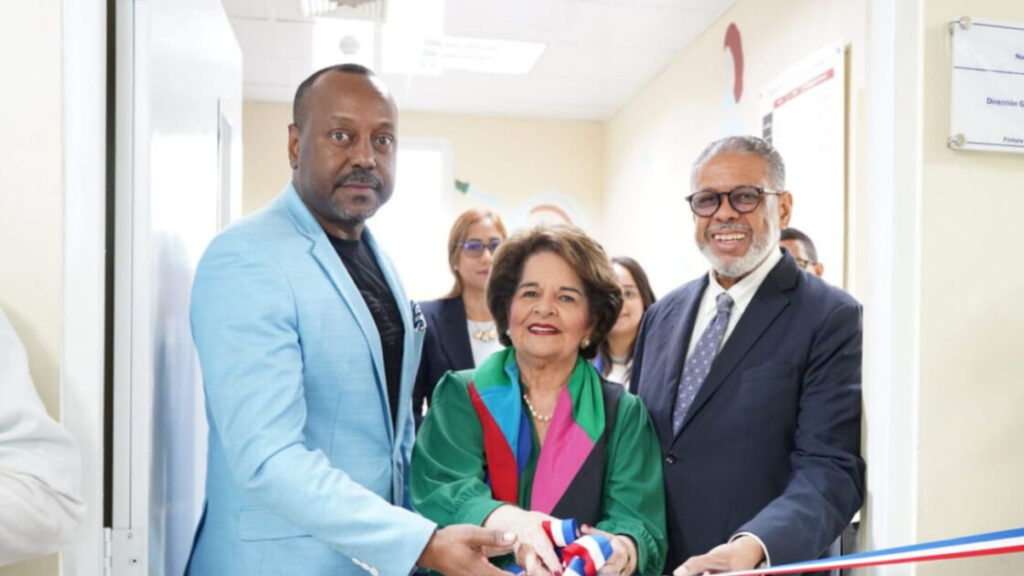 Desarrollo de la Comunidad remoza área de vacunación de la Maternidad Nuestra Señora de la Altagracia