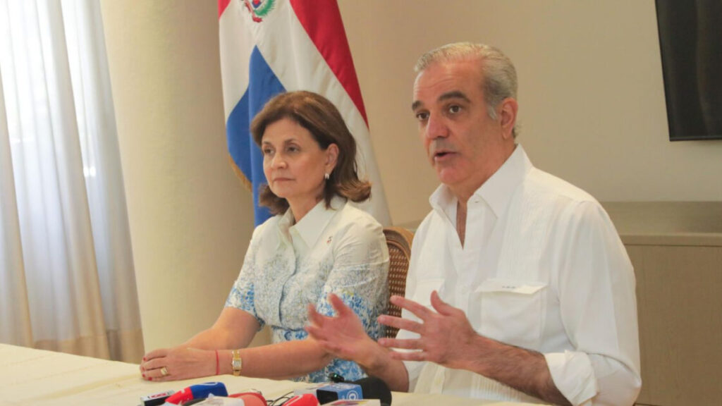 Presidente Luis Abinader anuncia ampliación de la carretera hacia Licey al Medio a cuatro carriles para mejorar la movilidad y los accesos viales de Santiago