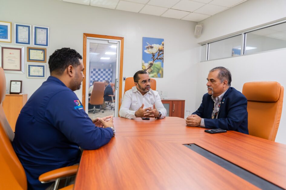 ITLA y WRO impulsarán la robótica educativa en República Dominicana mediante alianza estratégica