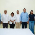 Barahona se prepara para la transformación tecnológica: en mesa de trabajo autoridades impulsan llegada del ITLA con 500 becas para jóvenes del Sur