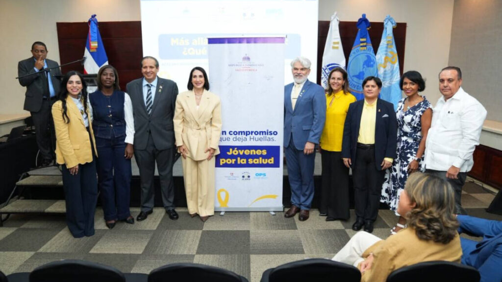 Ministerio de Salud promueve atención integral para niños, adolescentes y jóvenes sobrevivientes de cáncer infantil