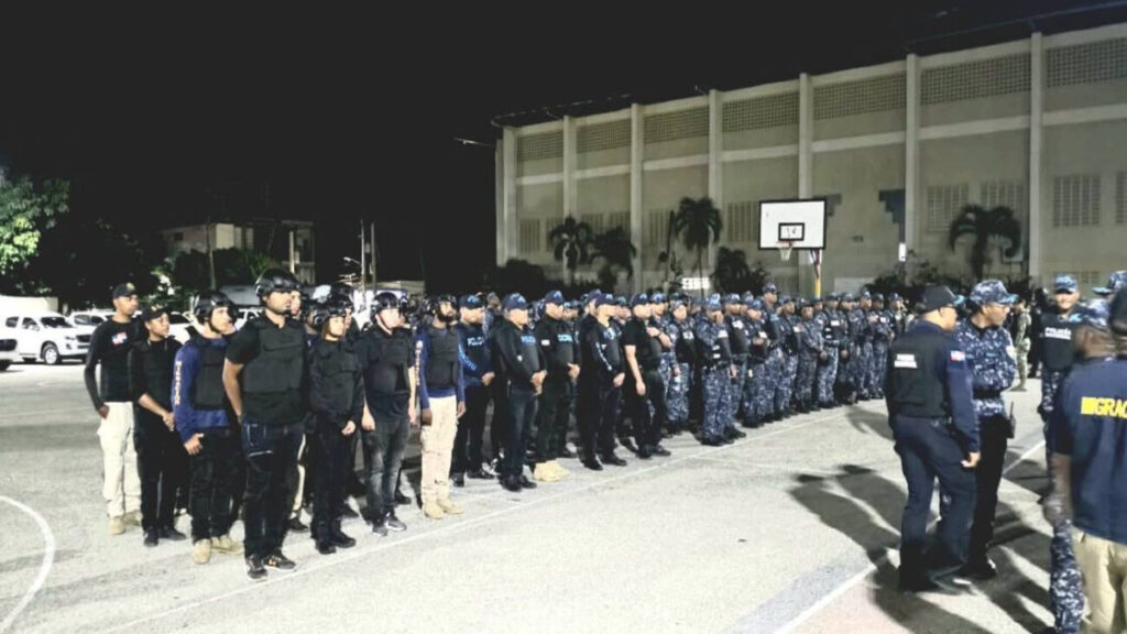 DGM supervisa controles migratorios en provincias fronterizas y refuerza vigilancia en rutas vehiculares y peatonales utilizadas por inmigrantes irregulares