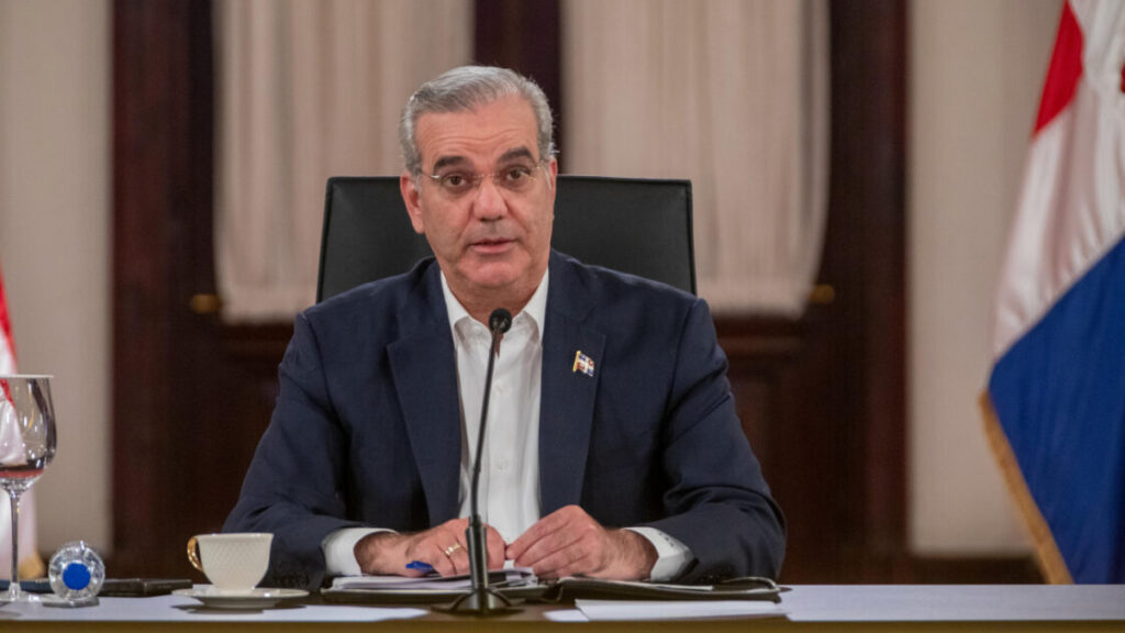 Presidente Luis Abinader abordará situación fronteriza y la crisis haitiana en LA Agenda Semanal