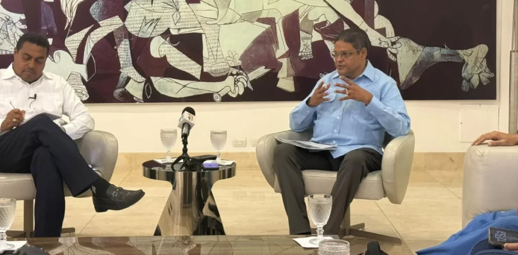 Juan Manuel Mendaz asegura que transito de RD no tiene solución inmediata, pero se «puede gestionar»