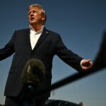 Trump dice que no se involucrará tras proclama de Bolsonaro