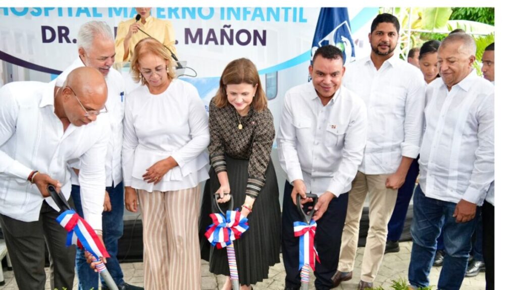Vicepresidenta Raquel Peña encabeza primer palazo para remozamiento del Hospital Materno Infantil Jacinto Mañón