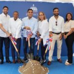 Gobierno inicia construcción de multiuso en Los Cacaos, San Cristóbal