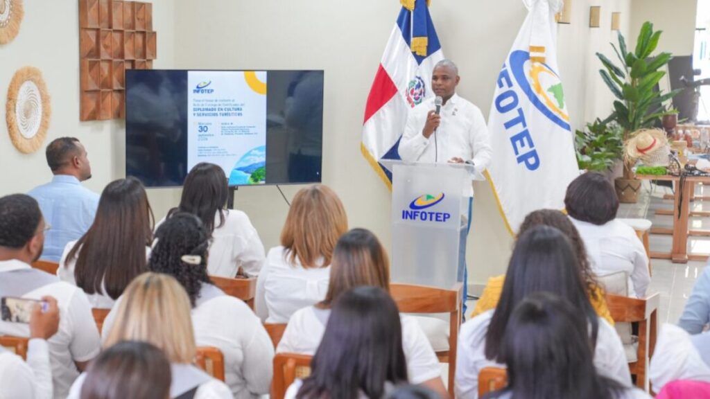 Escuela Guarocuya del Infotep ha capacitado a 988 participantes en Barahona