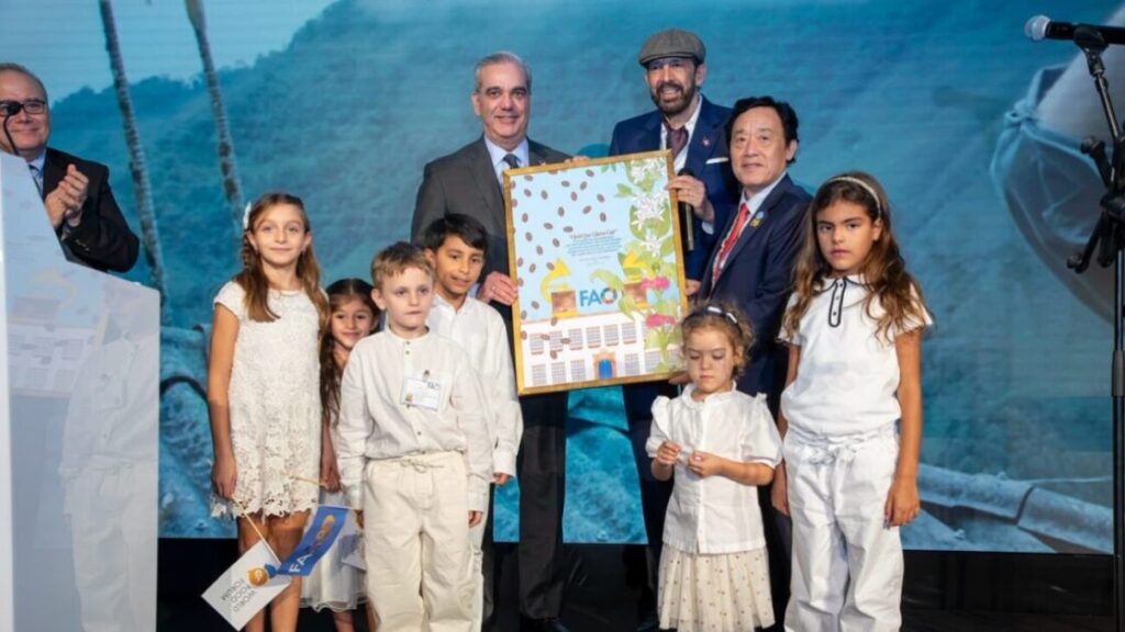 En cierre de Foro Mundial de la Alimentación, director general de la FAO, Qu Dongyu reconoce al presidente Luis Abinader por sacar a la República Dominicana del Mapa del Hambre