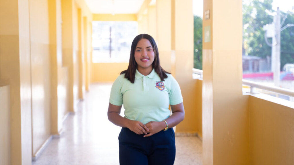 Gobierno lanza iniciativa “Estudiante de la Semana” para reconocer el talento y los aportes de los alumnos
