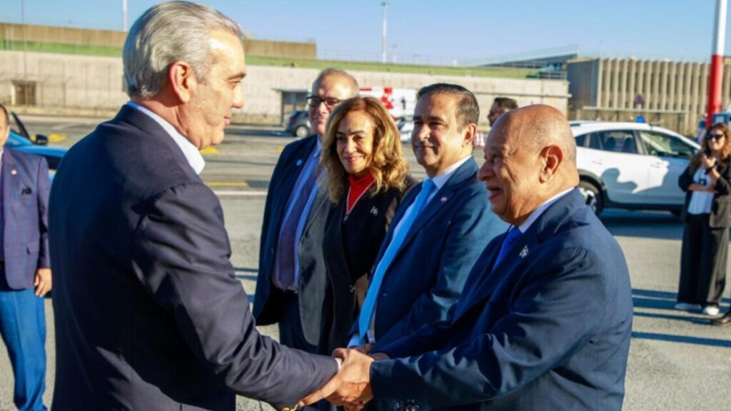 Presidente Luis Abinader llega a Roma para audiencia de Estado con su santidad el papa León XIV y para participar en la asamblea de la FAO