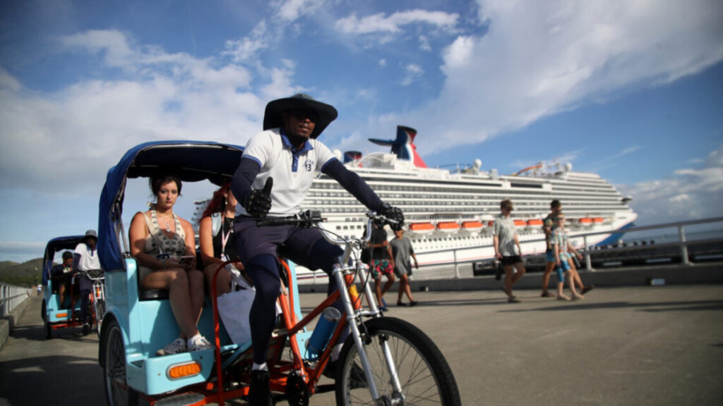 República Dominicana supera los 16,000 visitantes en un solo día con la llegada de cuatro cruceros a Puerto Plata y Pedernales